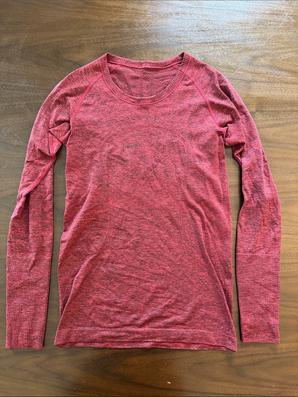 Lululemon run swiftly long sleeve size 8